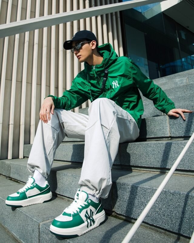 cách chọn giày sneaker phù hợp